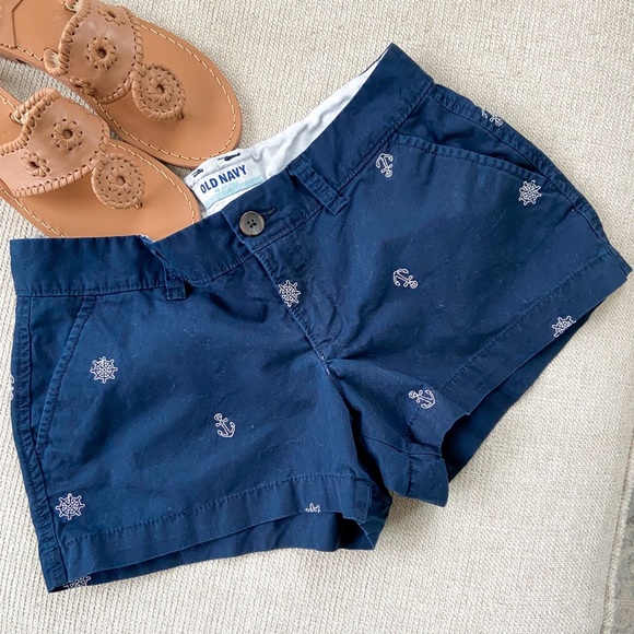 Old Navy Anchors Away Embroidered Shorts - Picture 2 of 6